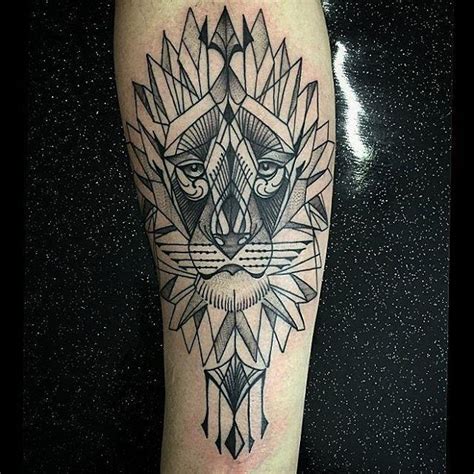 Collection De Tatouages De Lions Courageux