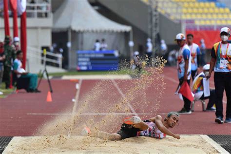 Infopublik Medali Emas Atlet Lompat Jauh Putra Apg