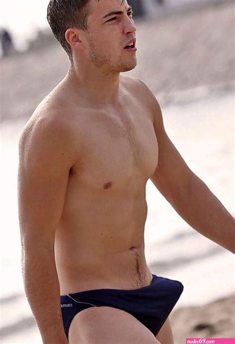 Naked Penis Nudes 69
