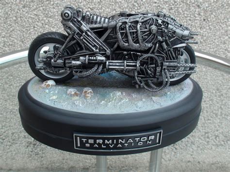 Pseudo Figures: Moto Terminator - Terminator Salvation - Limited ...