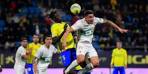 Dónde ver por TV el Elche Cádiz de LaLiga Santander y horario del