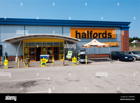 Halfords store uk shop hi-res stock photography and images - Alamy