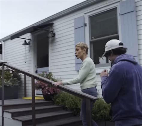 Barbara Corcoran Lives Part Time In An L A Trailer Park And Her M