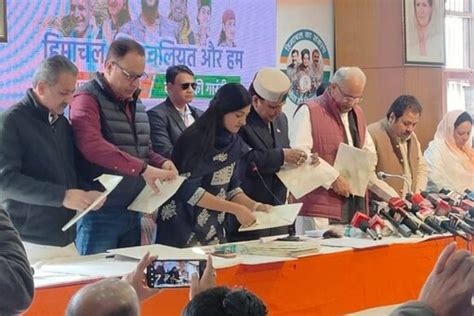 News18 Afternoon Digest Congress Releases Himachal Election Manifesto