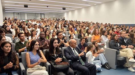 Universidade Lus Ada Porto