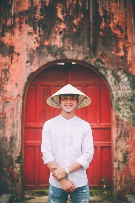 Vừa được chọn vào U23 Việt Nam hot boy Danh Trung gặp cảnh tréo ngoe