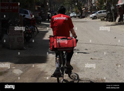 Zomato food delivery boy hi-res stock photography and images - Alamy