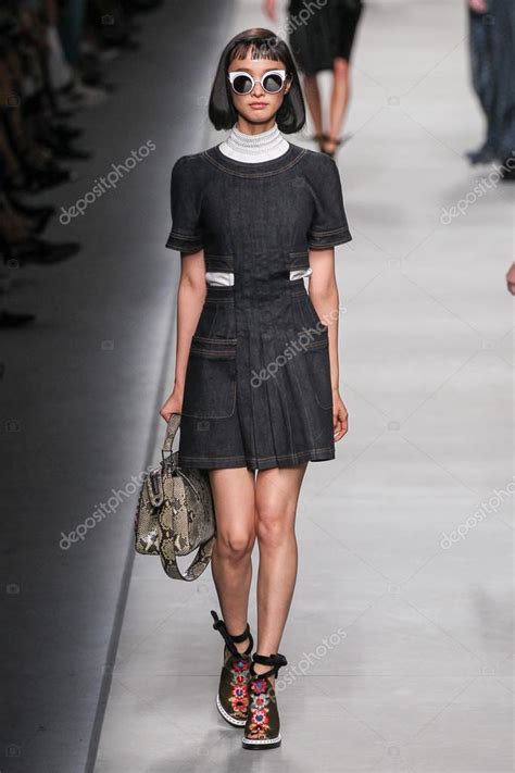 Fendi fashion show – Stock Editorial Photo © fashionstock #103198954