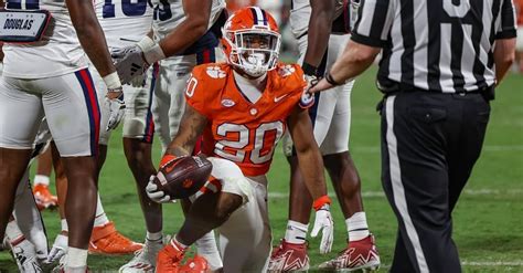 Former Clemson Rb Re Enters Transfer Portal Rtigernet