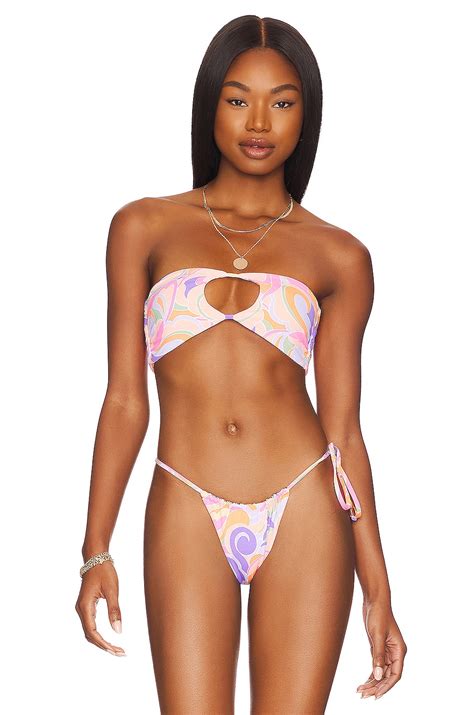 Maaji Nana Reversible Bikini Top In Pucchini Revolve