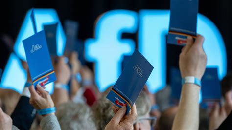 Ard Deutschlandtrend Afd In Sonntagsfrage Gleichauf Mit Der Spd Br24