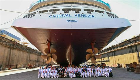 Carnival Rinnova La Livrea Dellex Costa Venezia Debutto Il Maggio