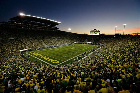 Oregon Apologizes For Disgraceful Chant During Saturday's Game - The Spun