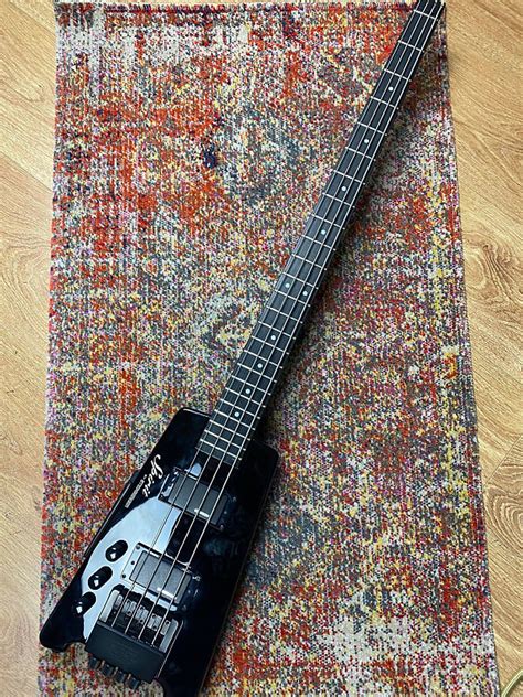 Steinberger Spirit Xt Left Handed Black Gloss Headless Reverb