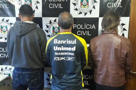 Tr S Indiv Duos Foram Presos Por Recepta O Em Alvorada Pol Cia Civil Rs