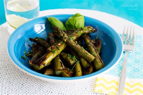 La Cocina De Aisha Esp Rragos Verdes Salteados Con Albahaca Y Cebollino