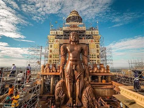 Gommateshwara Bahubali Statue - - - - The Gommateshwara Bahubali Statue ...