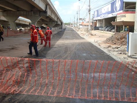 Estradas De Pernambuco DER Prepara Asfalto Das Vias Laterais Do