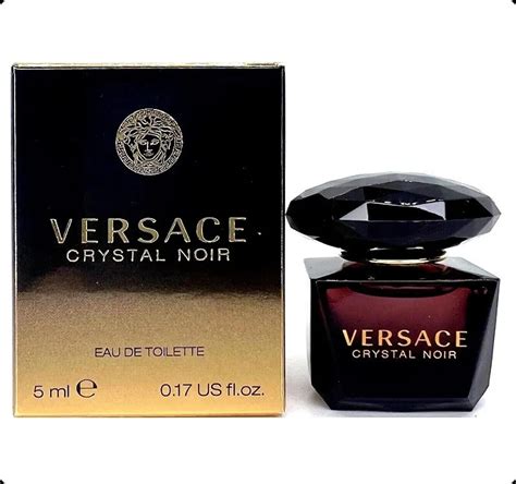 Купить духи Versace Crystal Noir Eau De Parfum — женская парфюмерная ...