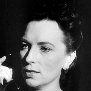 Agnes Moorehead - Trivia, Family, Bio | Famous Birthdays