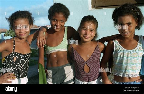 Young Girls Beach In Cuba Fotos Und Bildmaterial In Hoher Auflösung Alamy