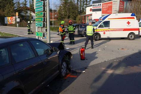 Drei Verletzte Bei Schwerem Unfall Auf Wiener Stra E In Marchtrenk