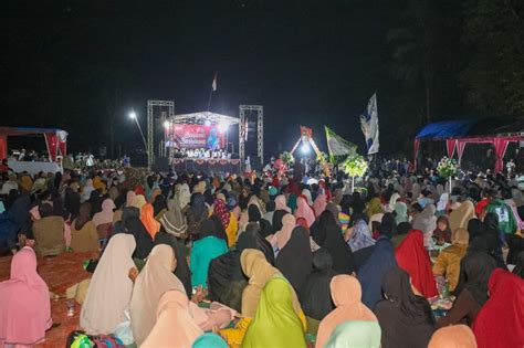 Ribuan Warga Selawatan Bersama Gardu Ganjar Di Lebak Doakan Pemimpin