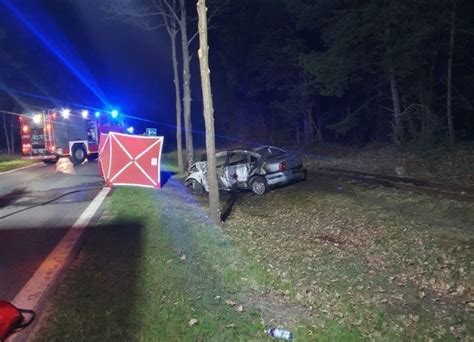 Tragiczny wypadek w Janowie w województwie mazowieckim Strażacy