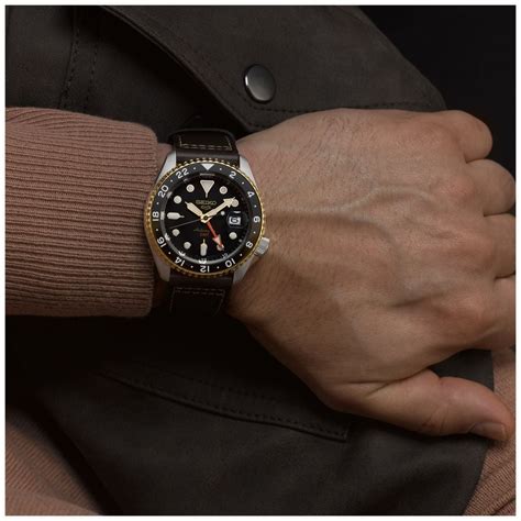 Seiko 5 Sports Skx Gmt Mocha Black Dial Brown Leather Strap Ssk036k1