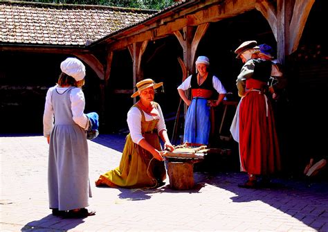 Tudor Life At Kentwell Hall June Suffolk Engl Flickr