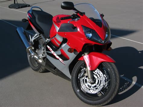 Filehonda Cbr 600 F4i 2005 Wikimedia Commons