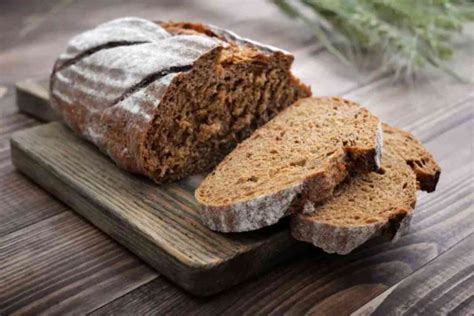 Perché passare al pane di segale proprietà e benefici