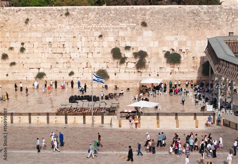 Gerusalemme Israele Ebrei In Preghiera Al Muro Del Pianto Il