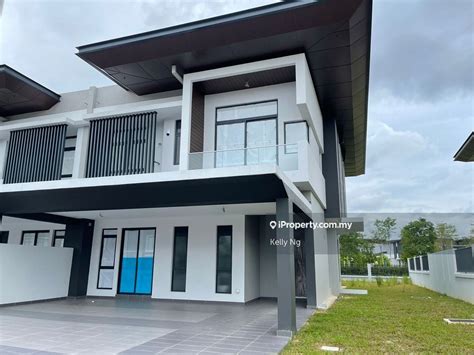 Hampton Residence Bandar Seri Coalfields Sungai Buloh Intermediate