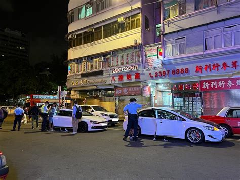 警西九設路障截查可疑車輛 檢毒品拘11人包括1名通緝犯