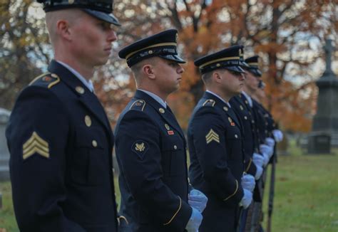 Kentucky Honor Guard Helps Recognize Medal of Honor Recipient | Article ...