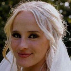 New Hot Sexy Colette Dufour Bikini Pics