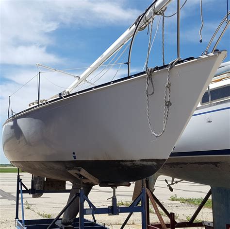 1971 1975 Northern Candc 24 Sailboat With Cradle Lake Agassiz Marine