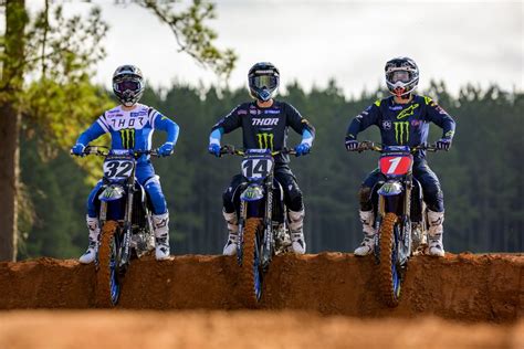 RICKY CARMICHAEL RETURNS TO THE GOAT FARM Transmoto