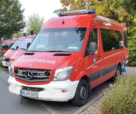 Mercedes Benz Sprinter Feuerwehrfahrzeuge Fotos Fahrzeugbilder De