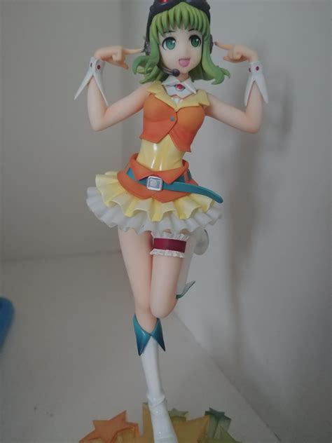 Gumi Megpoid Hatsunemikues Green Hair Anime Action Figures 46 Off