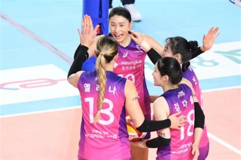 김연경 김미연 옐레나 51점 폭발 흥국생명 도로공사에 셧아웃 승 네이트 스포츠