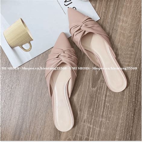 Mua ᴛʜᴇ ꜱʜᴏᴇꜱ ᴋɪɴɢ Giày sục da mềm mũi nhọn đế bệt tết đan nhau đơn giản hot trend mẫu mới