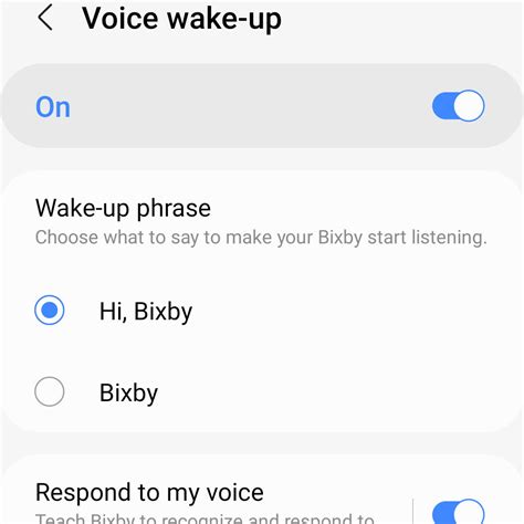 how to turn on the flashlight on a samsung phone