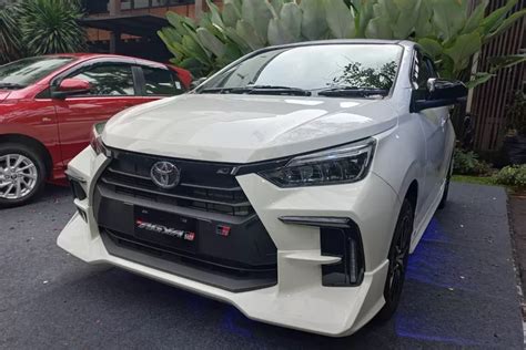 Pilih Mana Toyota Agya GR Sport Atau Daihatsu Ayla ADS Cek Harga Dan