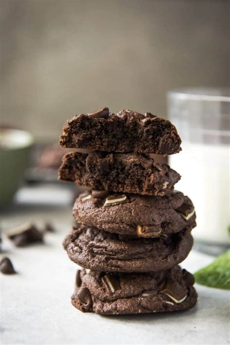 Mint Chocolate Chip Cake Mix Cookies • The Crumby Kitchen