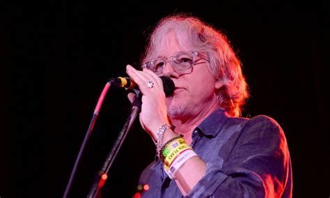 Rems Mike Mills And More Pay Tribute To Big Star At New York Concert