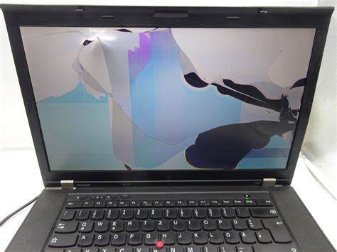 Lenovo ThinkPad T530 2429 Notebook OHNE RAM HDD Für Ersatzteil