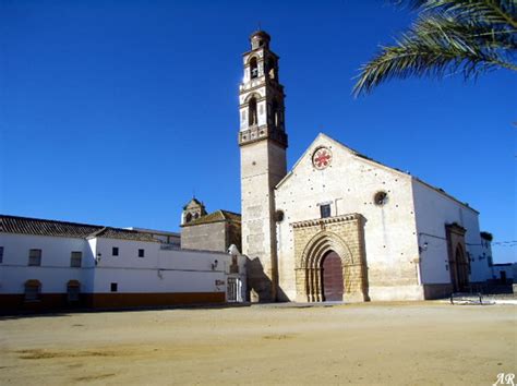 Iglesia de Santa María de la Mota monumento religioso de Marchena