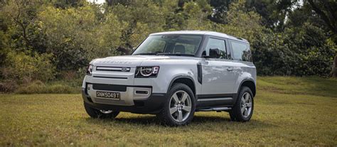 2023 Land Rover Defender 90 Review - A Worthy Successor to a Motoring ...